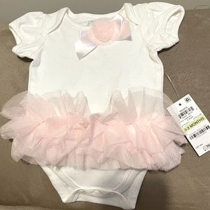 First Impressions NWT White/Pink tutu 0-3mth